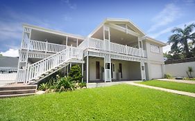 Island Adventure Holiday House